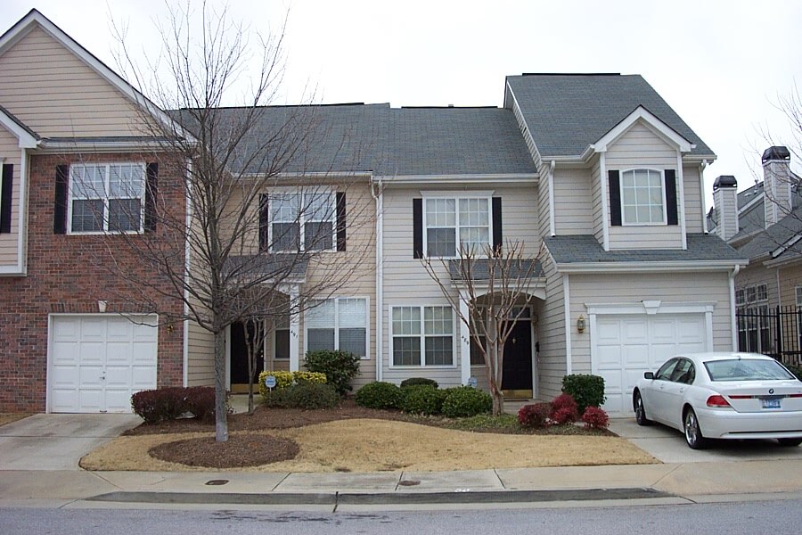 Townhome example 2 - townhomes with zero step entrance